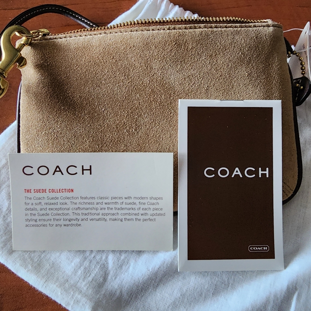 NWT Coach Factory Suede Skinny Wristlet Camel